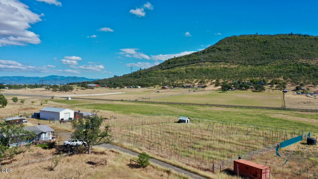 House in Medford, Oregon, United States 1 - 18123282