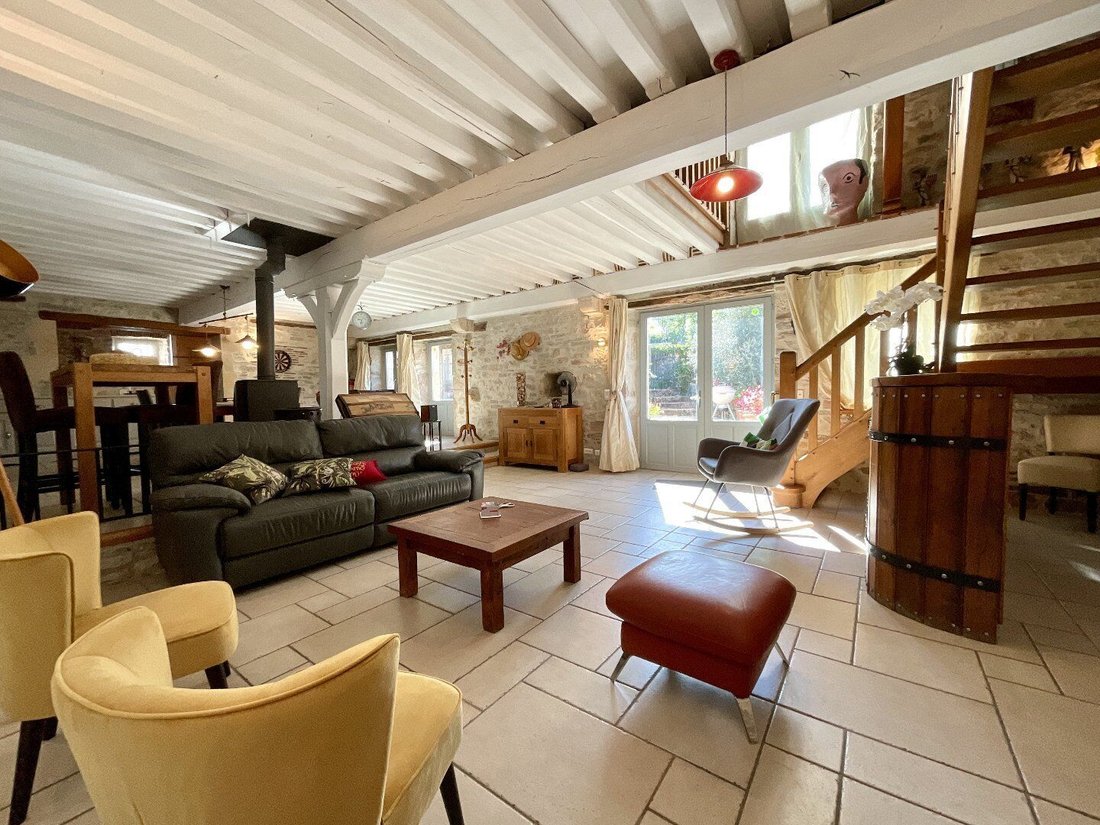 Villa in Calvignac, Occitania, France 3 - 18123963