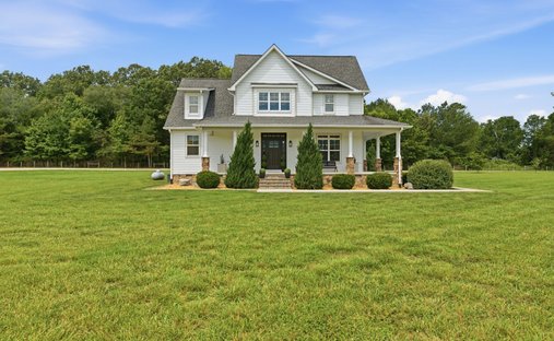 House in Decherd, Tennessee, United States 1
