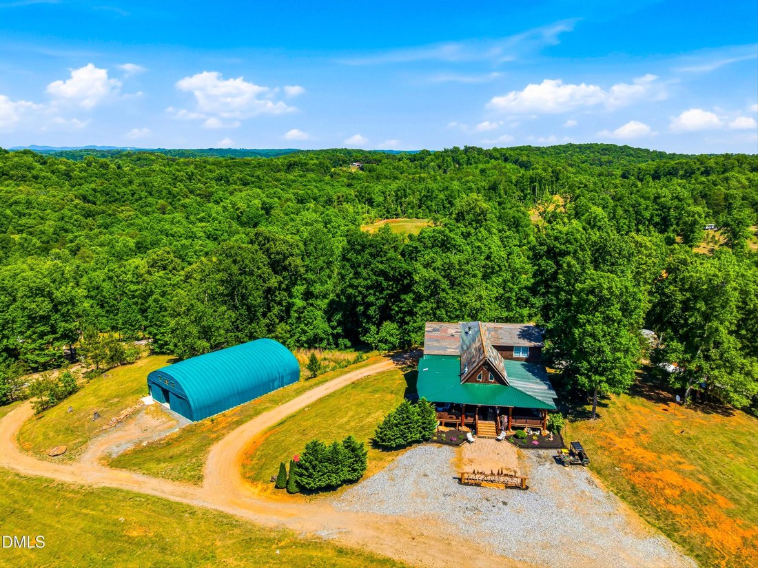 House in Rutherfordton, North Carolina, United States 2 - 18122118