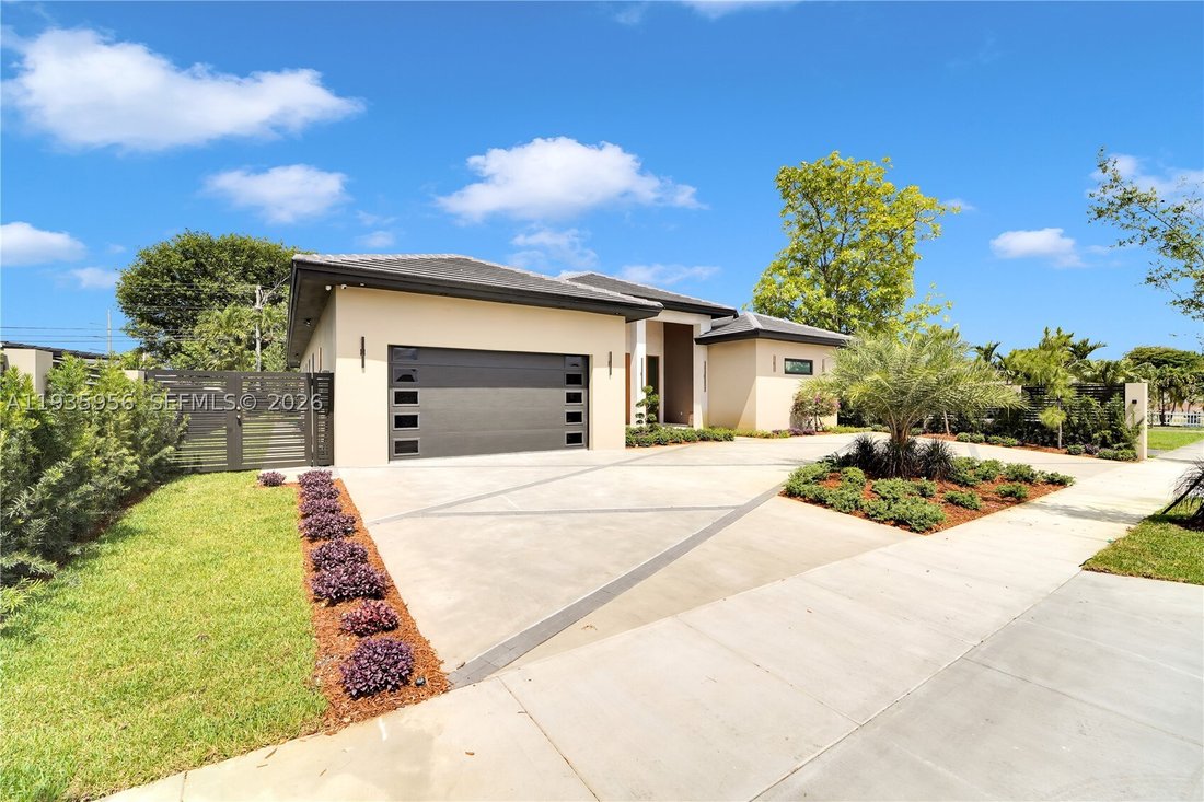 House in Miami, Florida, United States 5 - 16858518