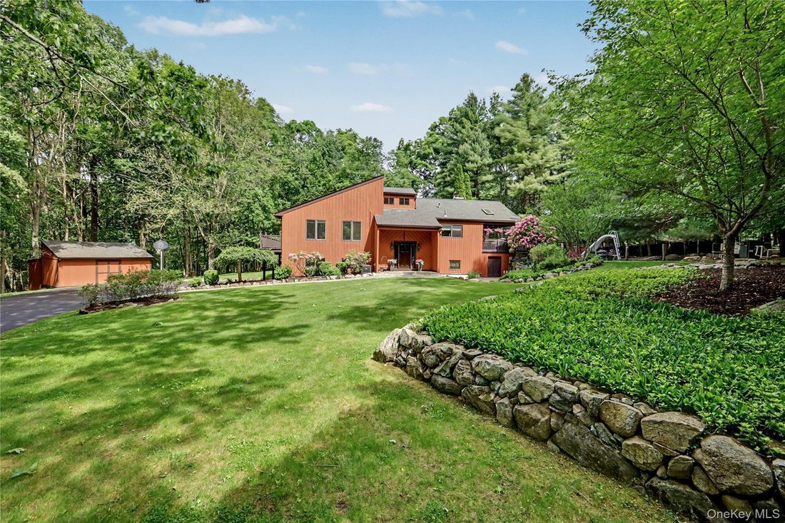 House in Mahopac, New York, United States 2 - 18120934
