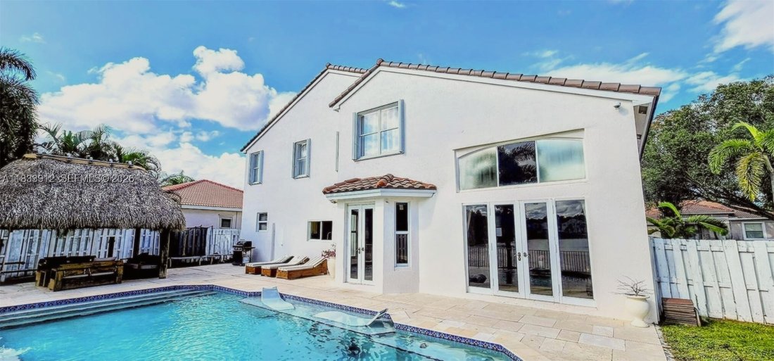 House in Hollywood, Florida, United States 4 - 16637235
