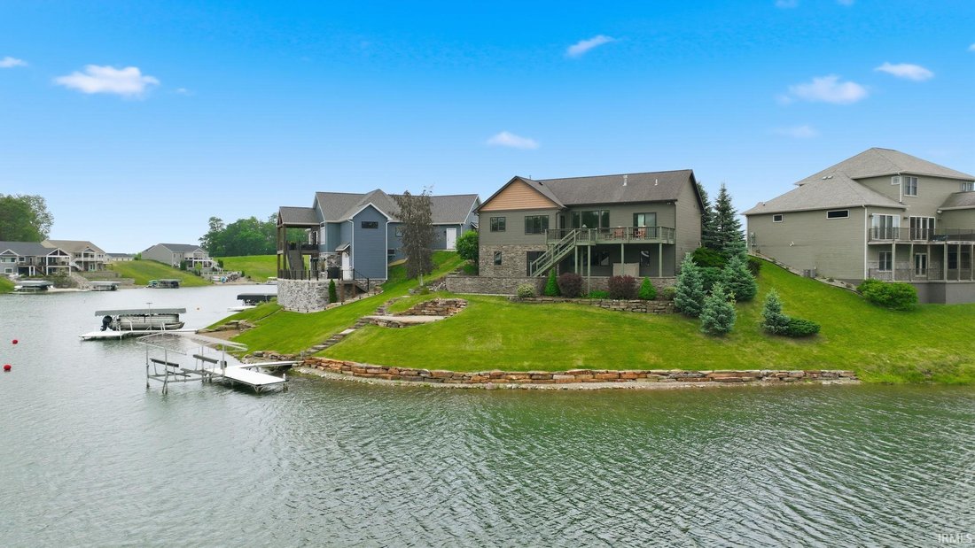 House in Hamilton, Indiana, United States 3 - 18124317