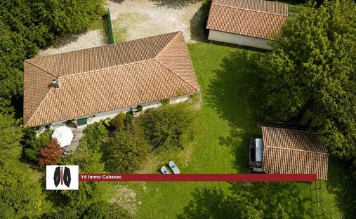 House in Saint-Morillon, Nouvelle-Aquitaine, France 1