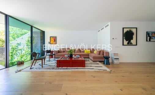 Apartment in Misericordia, Lisbon, Portugal 1
