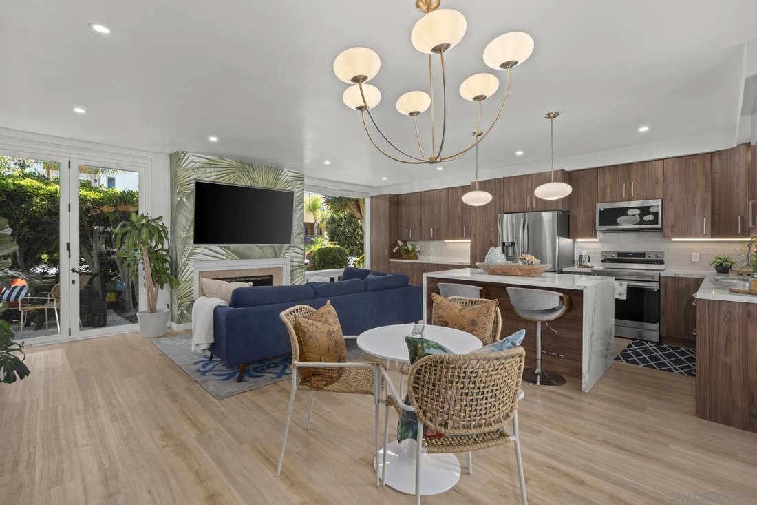 Condo in San Diego, California, United States 2 - 18123020