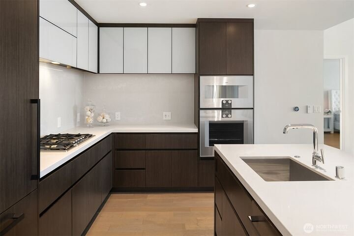 Condo in Bellevue, Washington, United States 4 - 18124829
