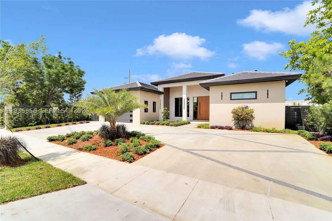 House in Miami, Florida, United States 4 - 16858518