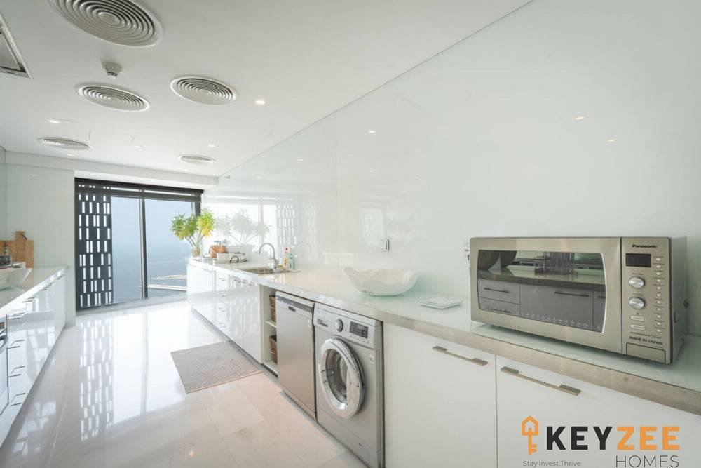 Apartment in Dubai Marina / Marsa Dubai, Dubai, United Arab Emirates 3 - 18119111