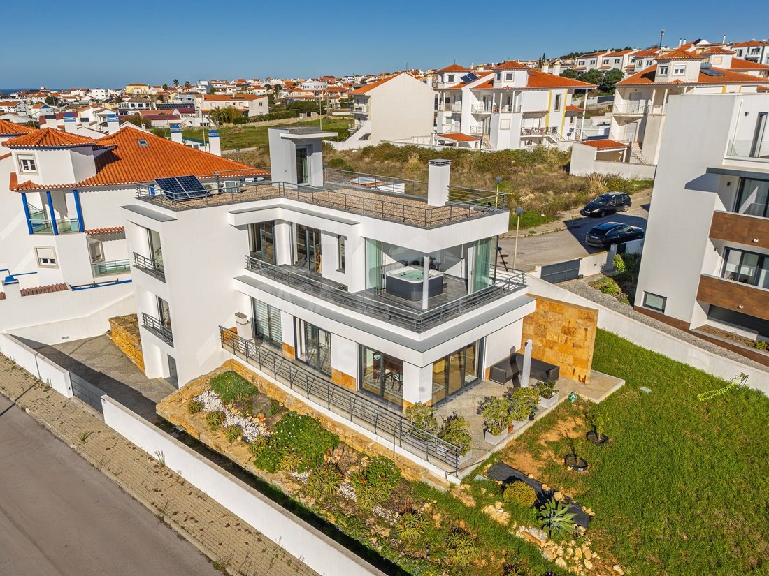 House in Ericeira, Lisbon, Portugal 1 - 18120919