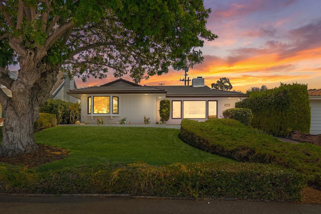 House in Rolling Hills Estates, California, United States 2 - 18120477