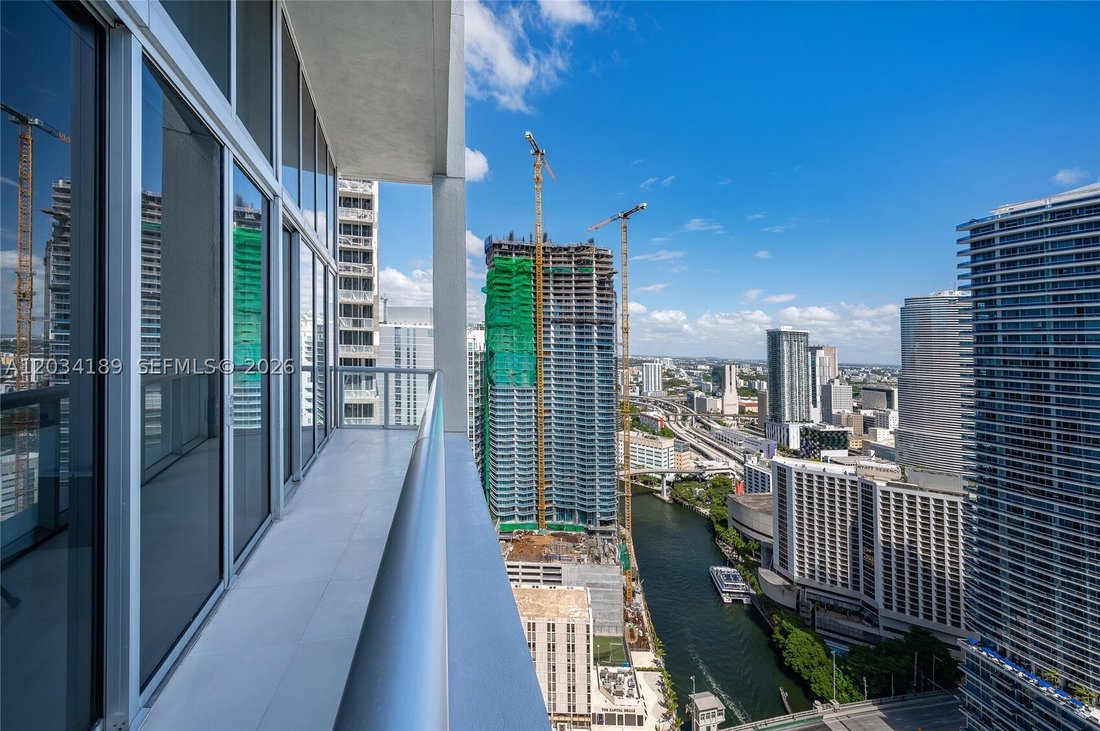 Condo in Miami, Florida, United States 4 - 18123005
