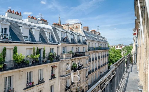Apartment in La Plaine des Sablons, Neuilly-sur-Seine, France 1