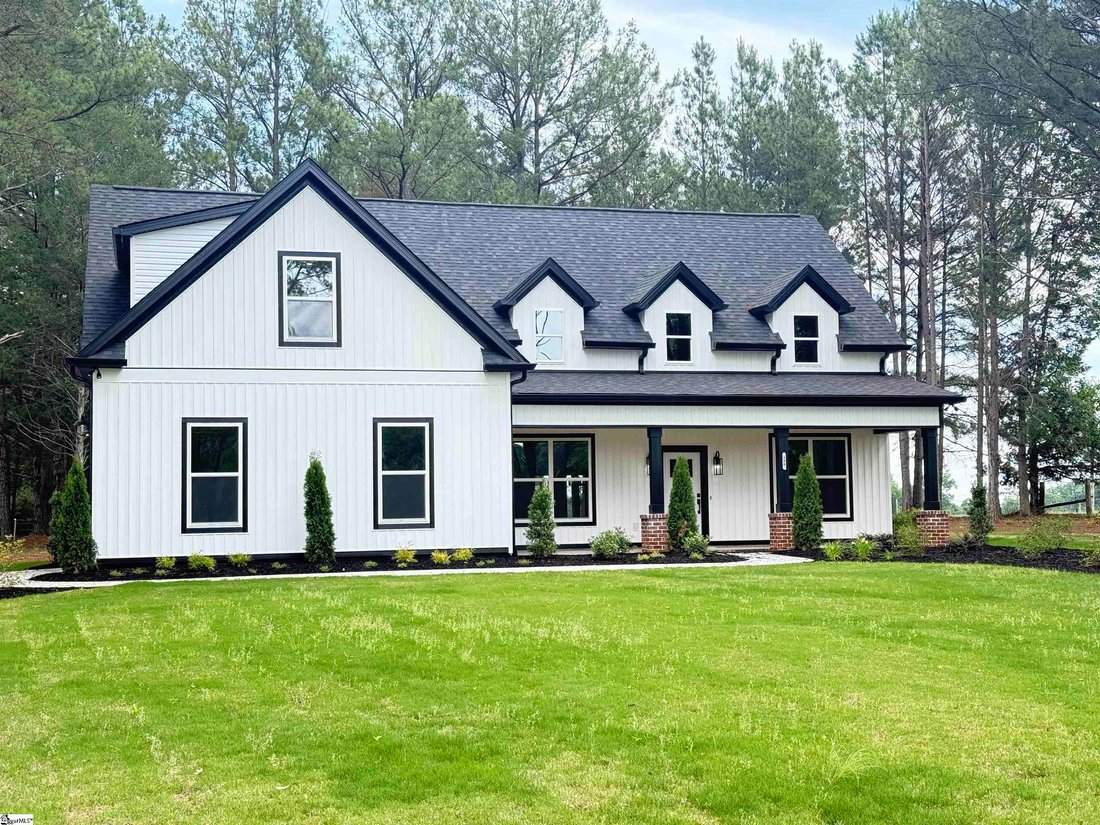 House in Gray Court, South Carolina, United States 1 - 18121376