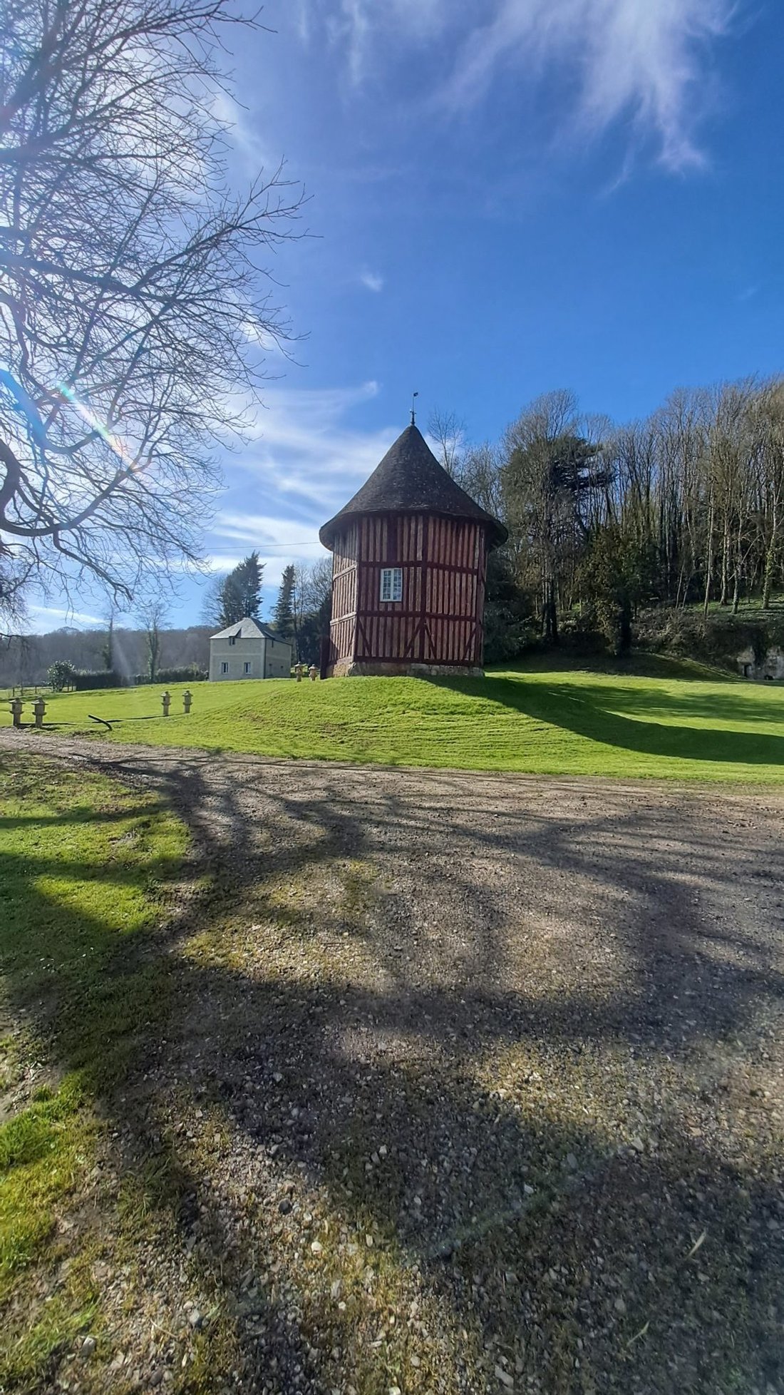 Chateau in Livarot, Livarot-Pays-d'Auge, France 2 - 18124646
