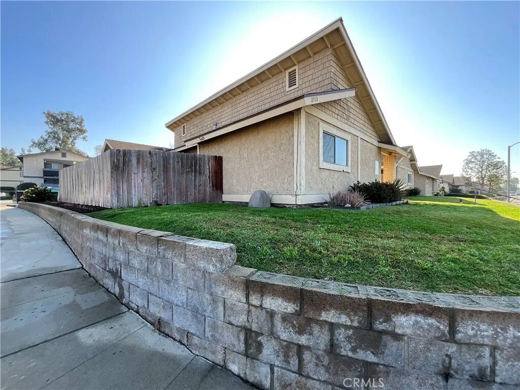 Orange, California, United States 2 - 18123048