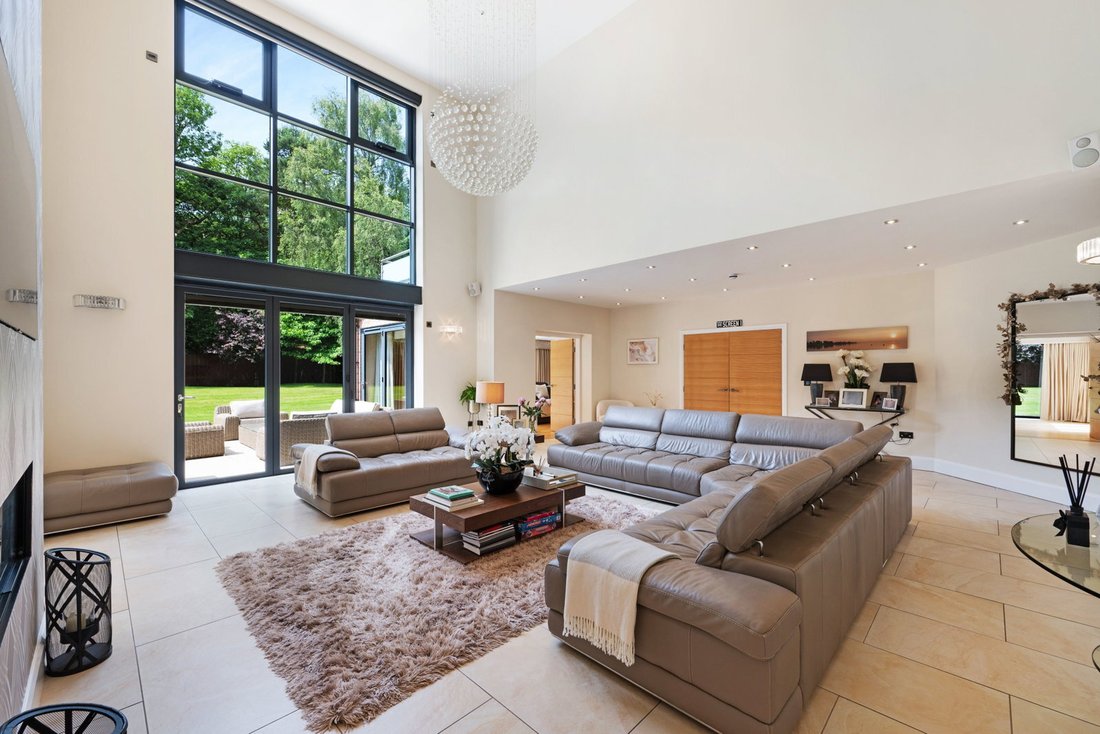 House in Freshfield, Formby, England 2 - 18124763