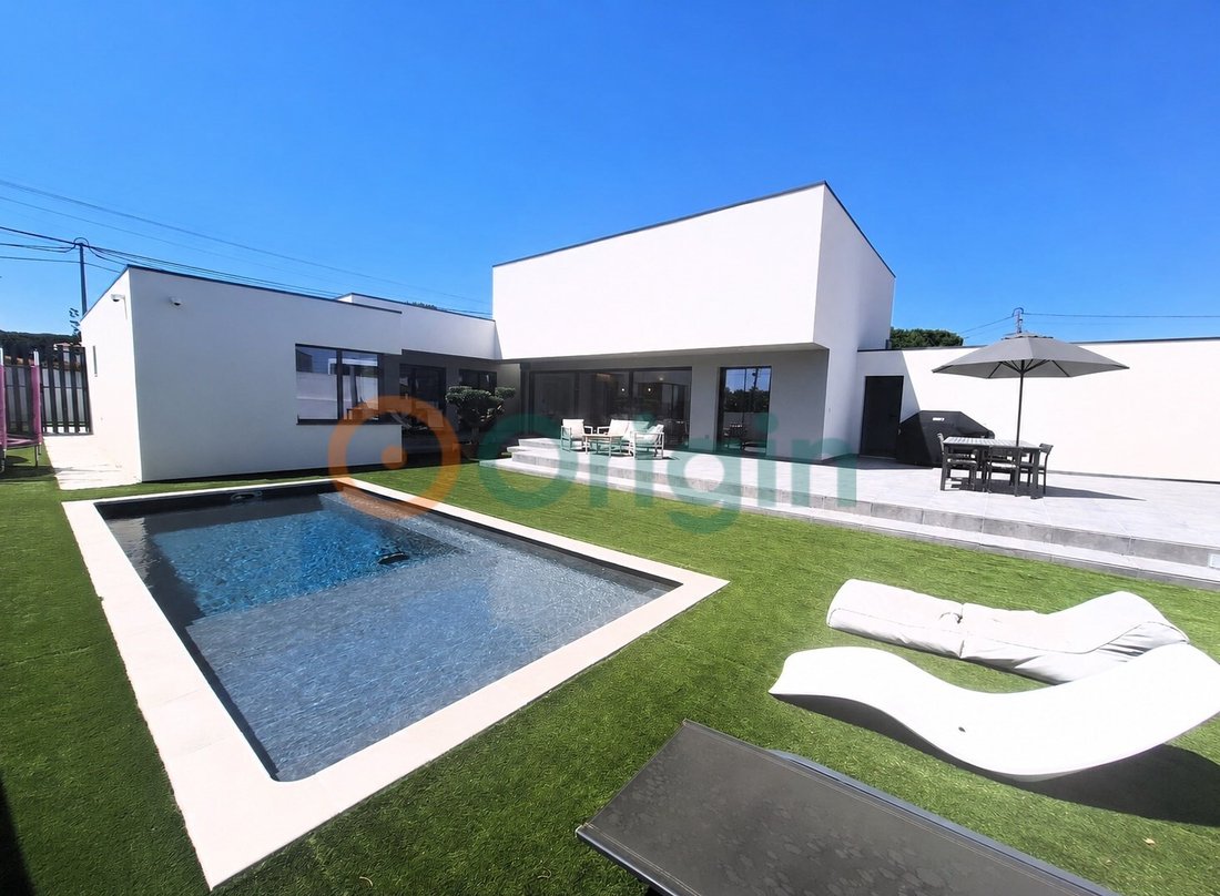 House in Charneca de Caparica e Sobreda, Setubal, Portugal 1 - 18123803