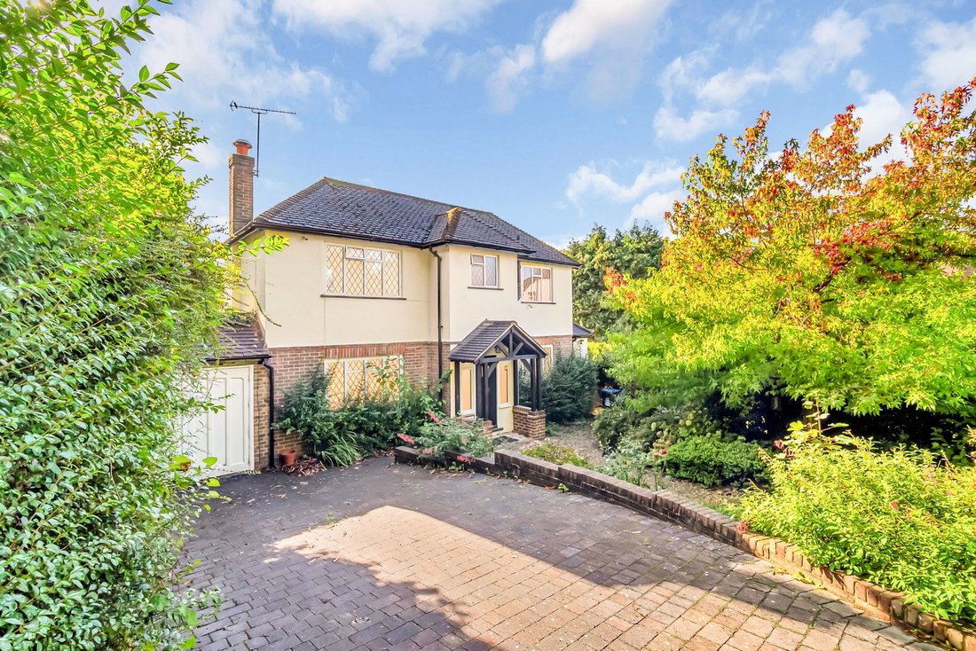 House in Caterham, South Godstone, England 3 - 18124728