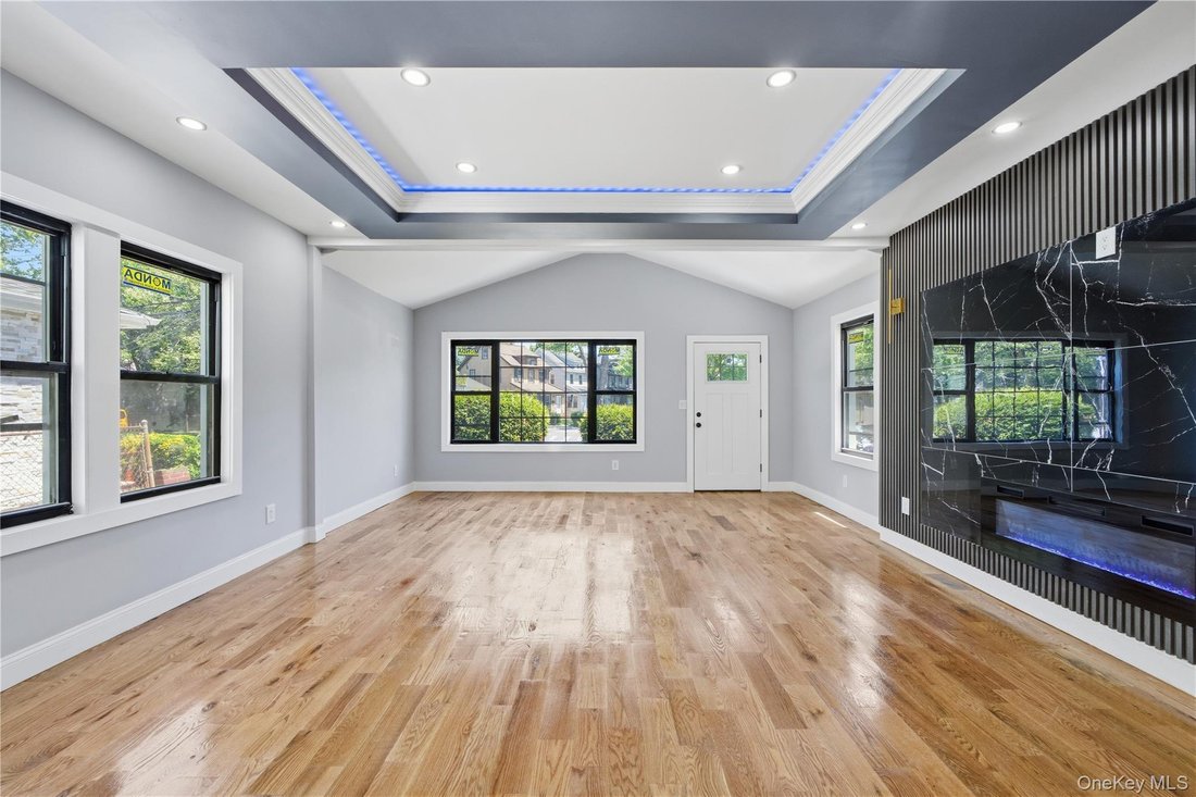 House in New York, New York, United States 2 - 18122065