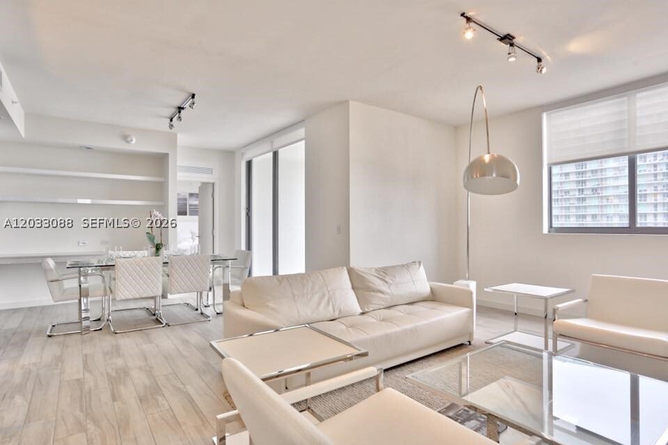 Condo in Miami, Florida, United States 2 - 18122985