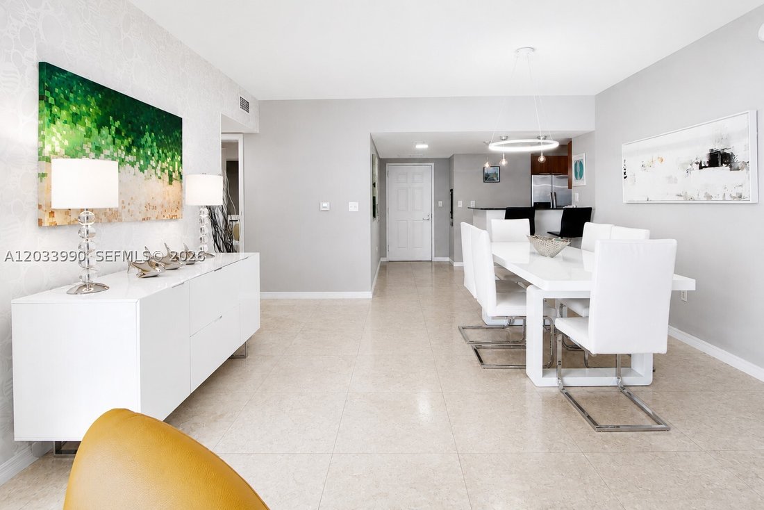 Condo in Sunny Isles Beach, Florida, United States 4 - 18122988