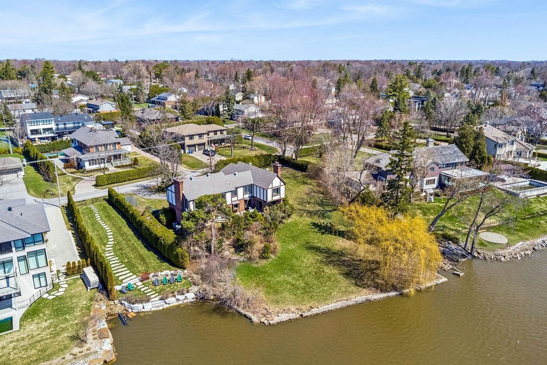House in Beaconsfield, Quebec, Canada 2 - 18123443