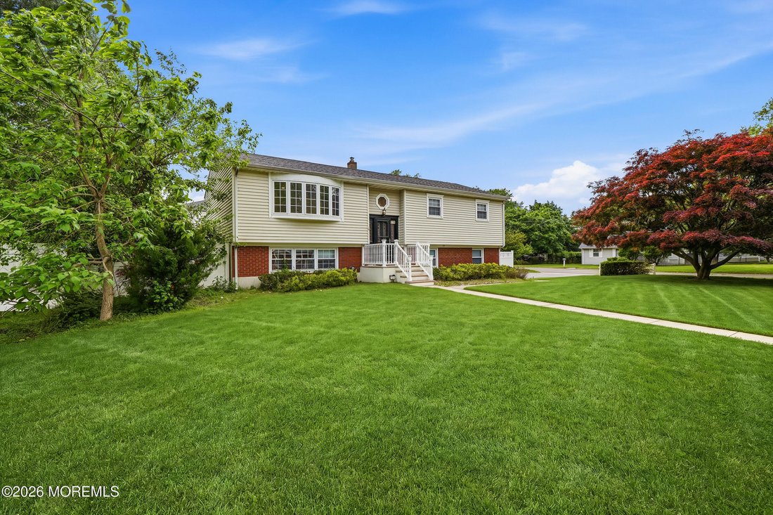 House in Oakhurst, New Jersey, United States 1 - 18119857