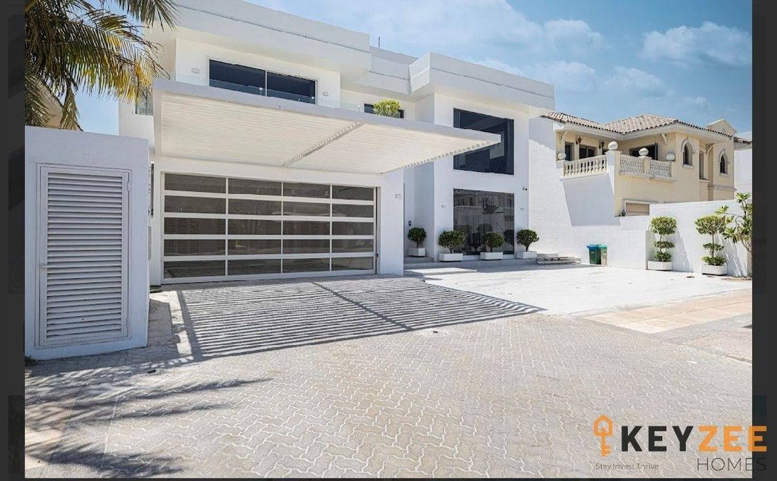 Villa in Palm Jumeirah, Dubai, United Arab Emirates 2 - 18119062