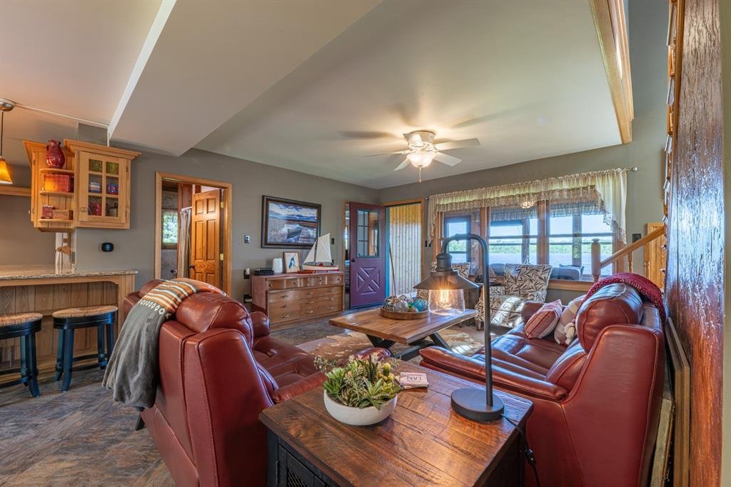 House in Winter, Wisconsin, United States 5 - 18122593