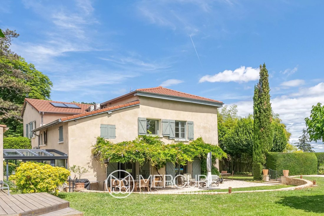 Casa a Tassin le Bourg, Tassin-la-Demi-Lune, Francia 1 - 18119868