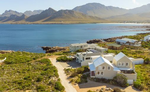House in Pringle Bay, Western Cape, South Africa 1