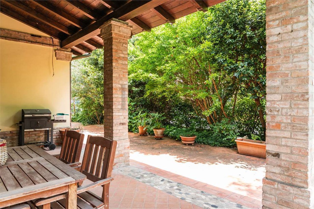 Villa in Historic Center, Modena, Emilia-Romagna 5 - 16227523
