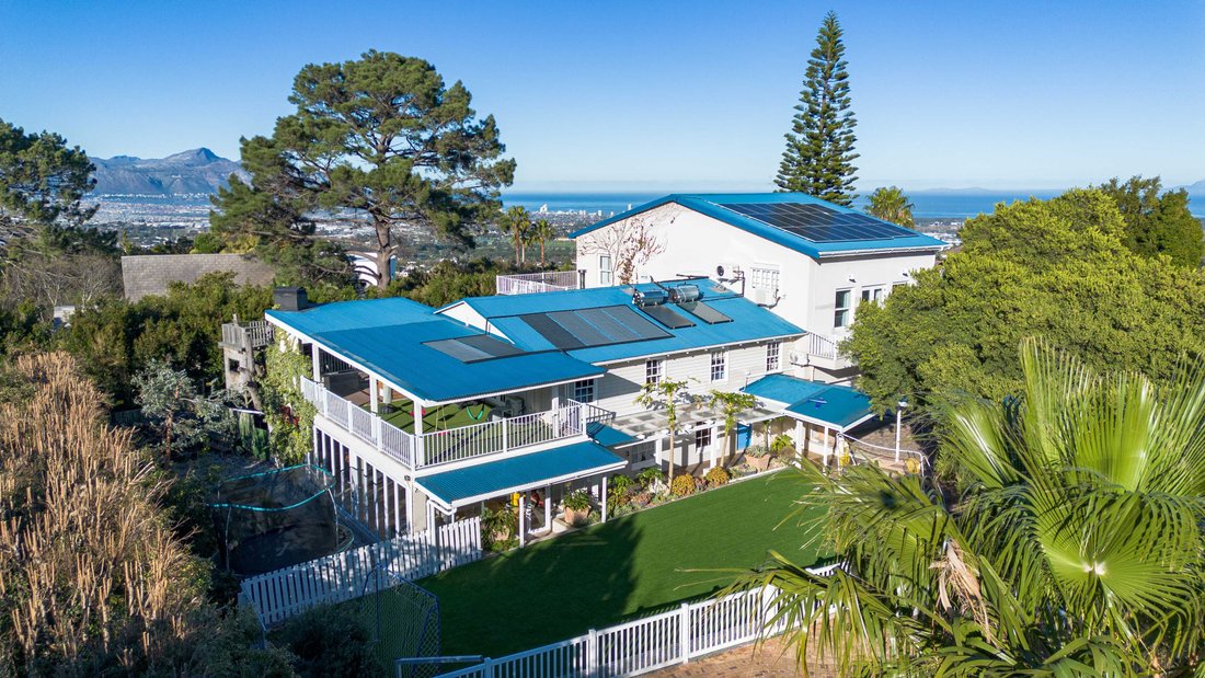 House in Greenway Rise, Cape Town, Western Cape 1 - 18120662