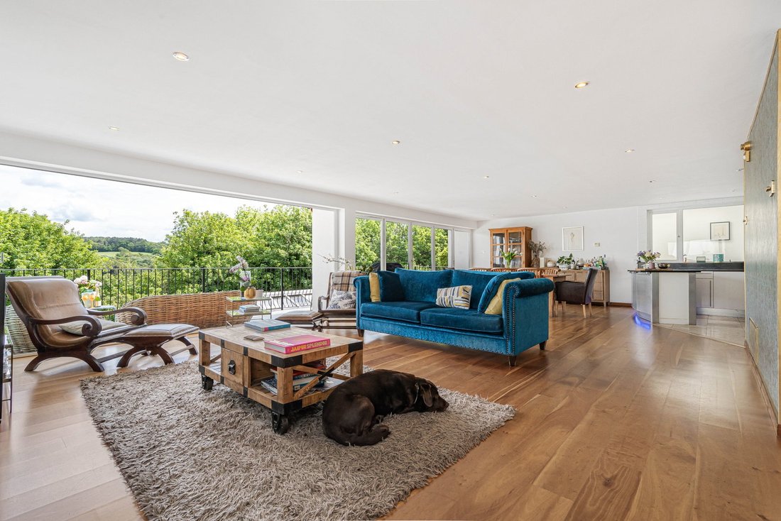 House in Caterham, South Godstone, England 4 - 18124748