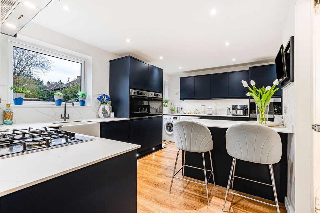 House in Horley, England 3 - 18124743