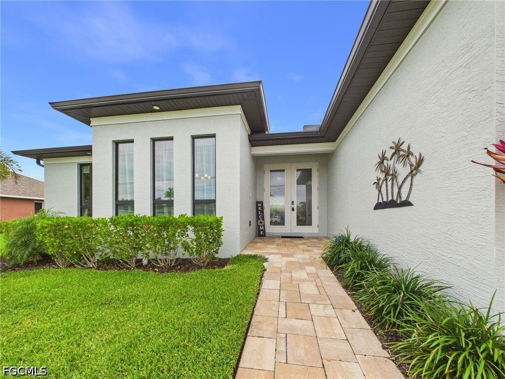 House in Cape Coral, Florida, United States 2 - 18121422
