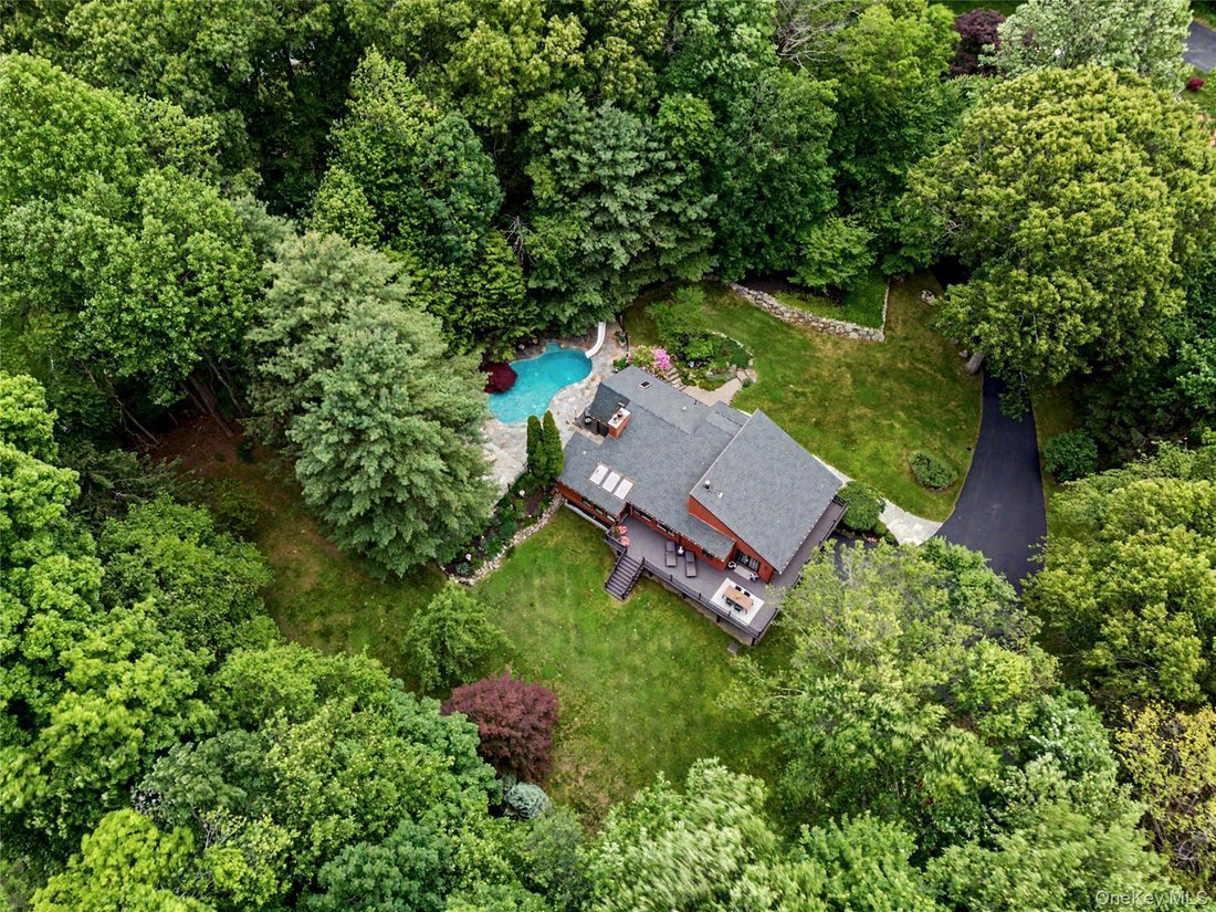 House in Mahopac, New York, United States 1 - 18120934