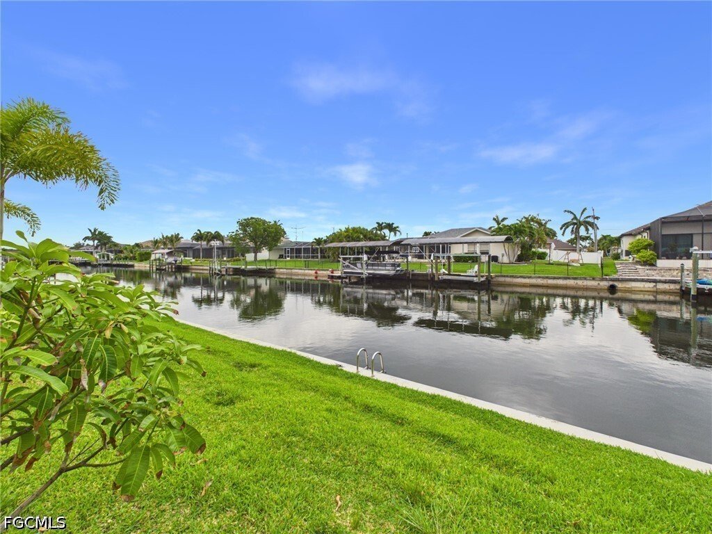 House in Cape Coral, Florida, United States 5 - 18121422