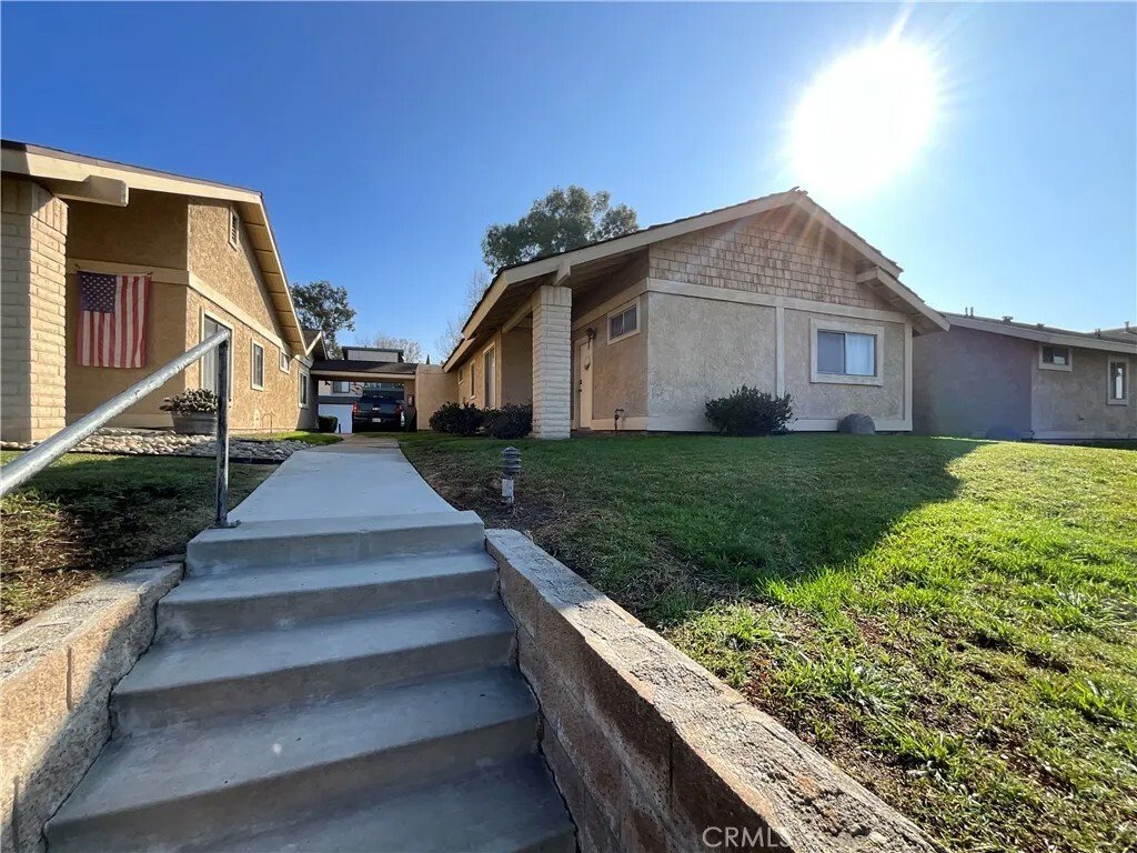 Orange, California, United States 4 - 18123048