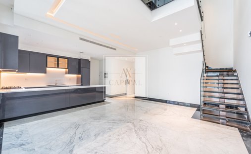Apartment in Business Bay, Dubai, United Arab Emirates 1