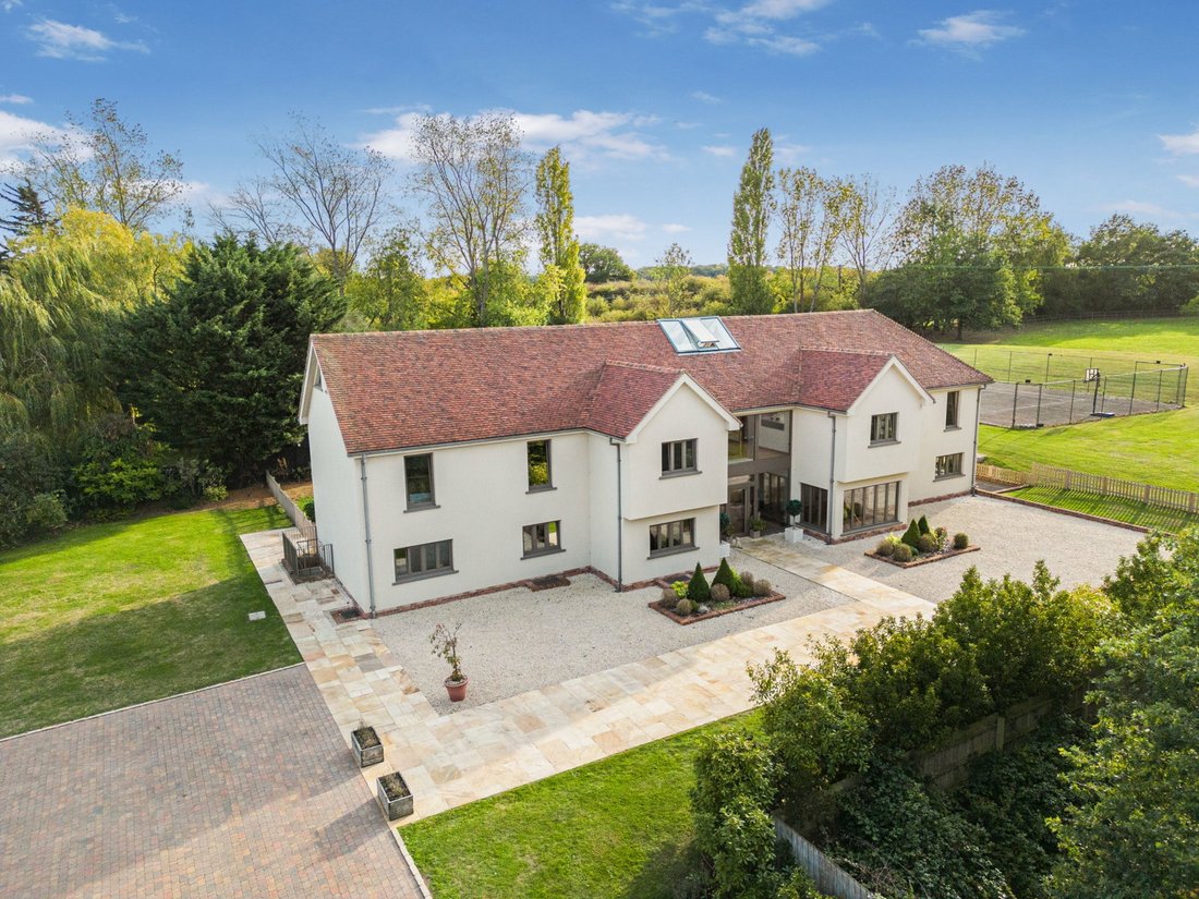 House in Lindsell, England 1 - 18124835