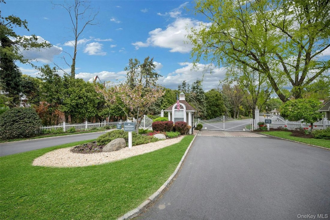 Condo in White Plains, New York, United States 1 - 17846612