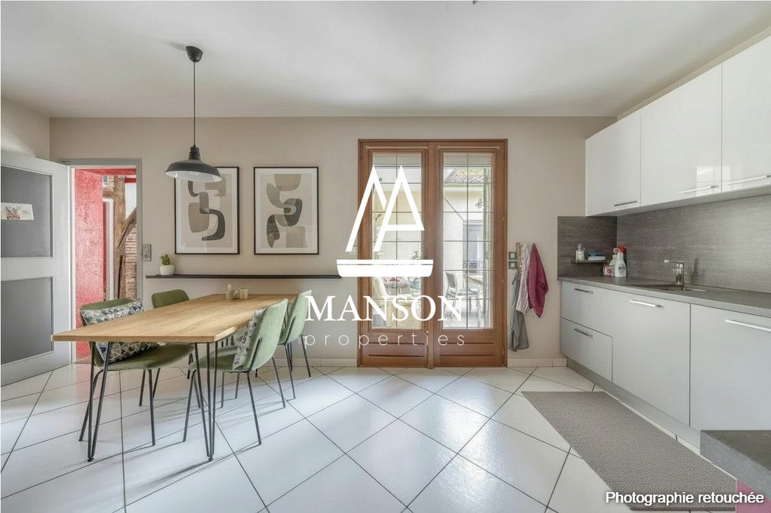 House in Arrondissement of Bordeaux, Nouvelle-Aquitaine, France 1 - 18097592