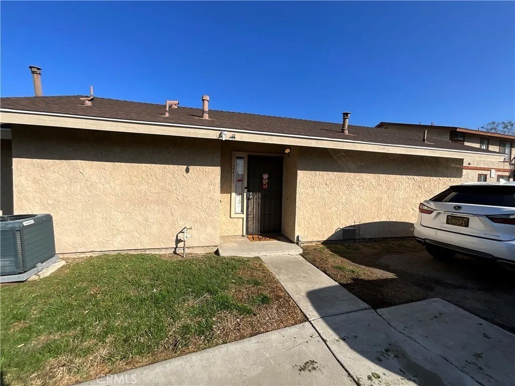 Orange, California, United States 5 - 18123066