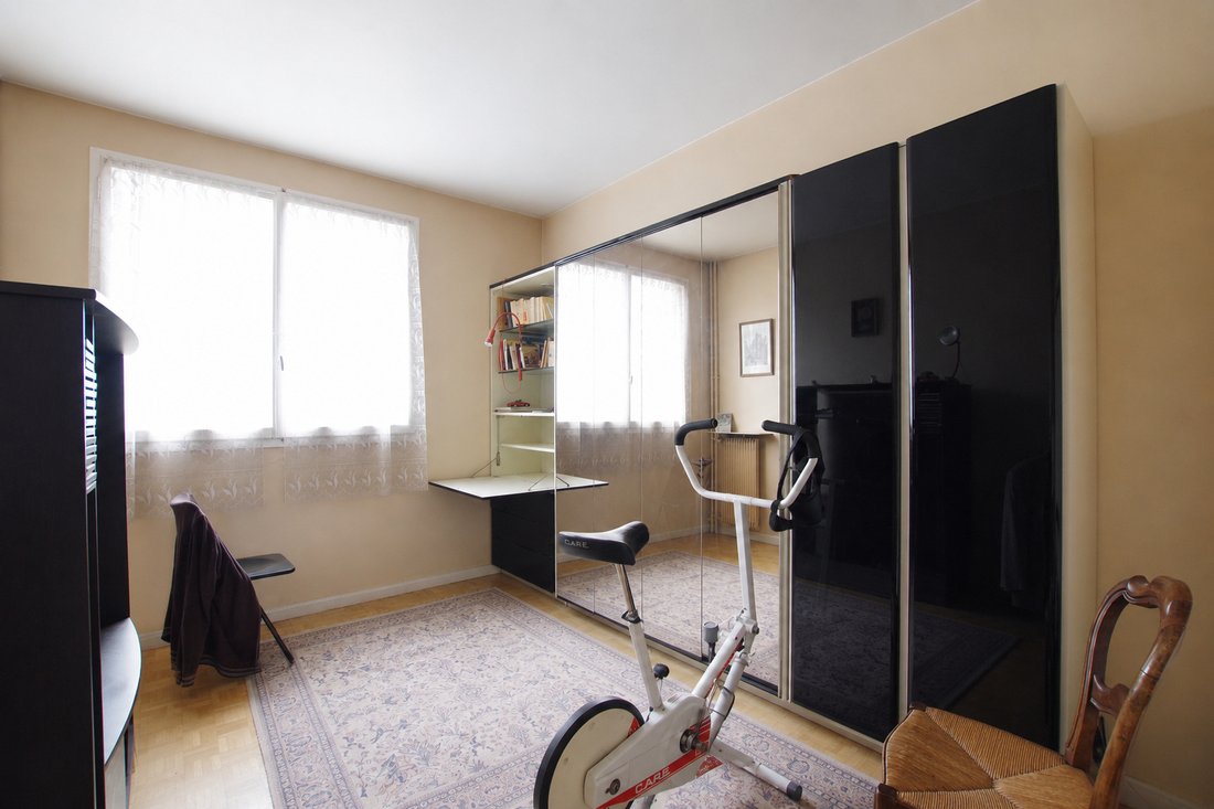 Apartment in Perouses, Paris, Ile-de-France 3 - 18124005