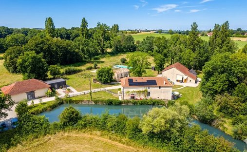 House in Ribérac, Nouvelle-Aquitaine, France 1