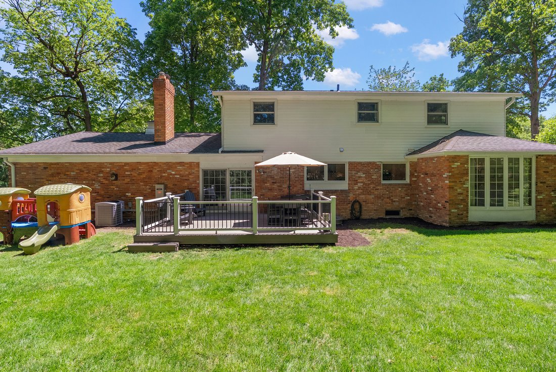 House in Orchard Lake Village, Michigan, United States 2 - 18120409