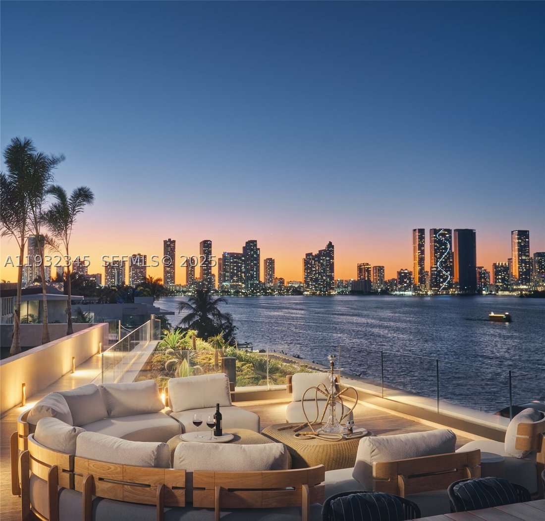 Maison à Miami Beach, Floride, États-Unis 1 - 16827045